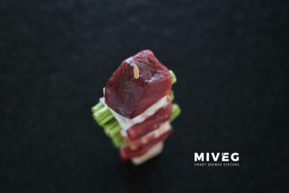 miveg-1920×1080-story-about-skewer Miveg Skewer Systems · Geschichte vom Spieß